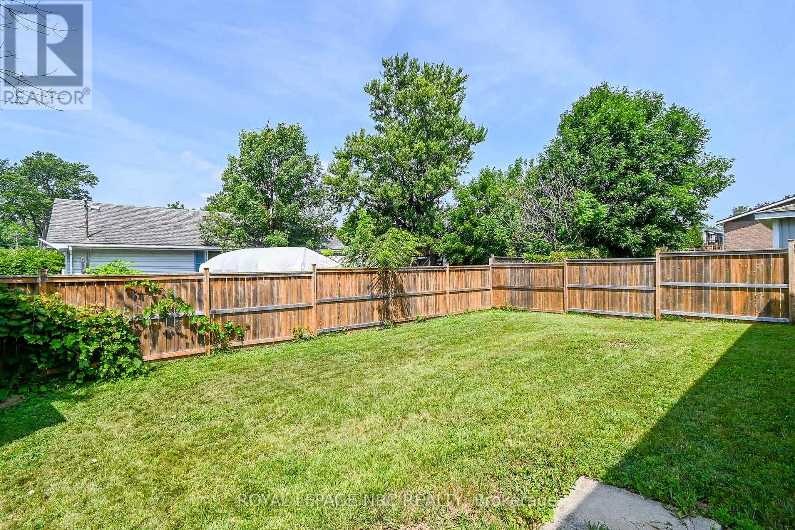 237 Dovercourt Road, Fort Erie, Ontario  L0S 1B0 - Photo 41 - X12307759