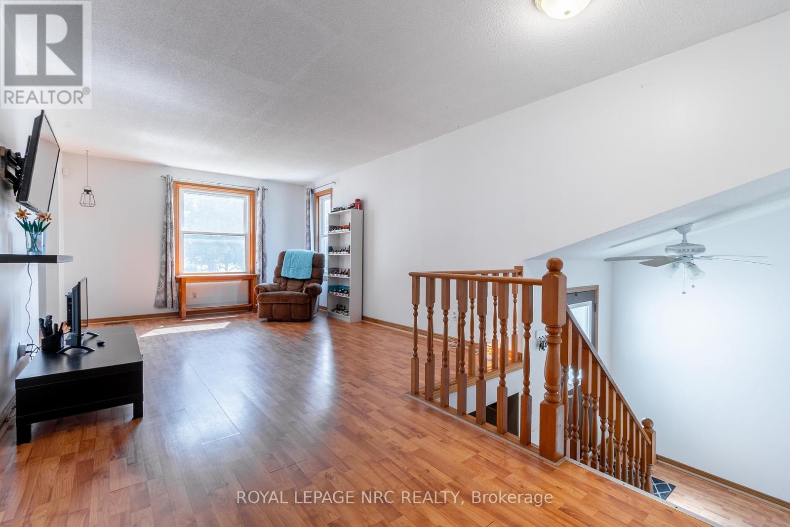 237 Dovercourt Road, Fort Erie, Ontario  L0S 1B0 - Photo 9 - X12307759
