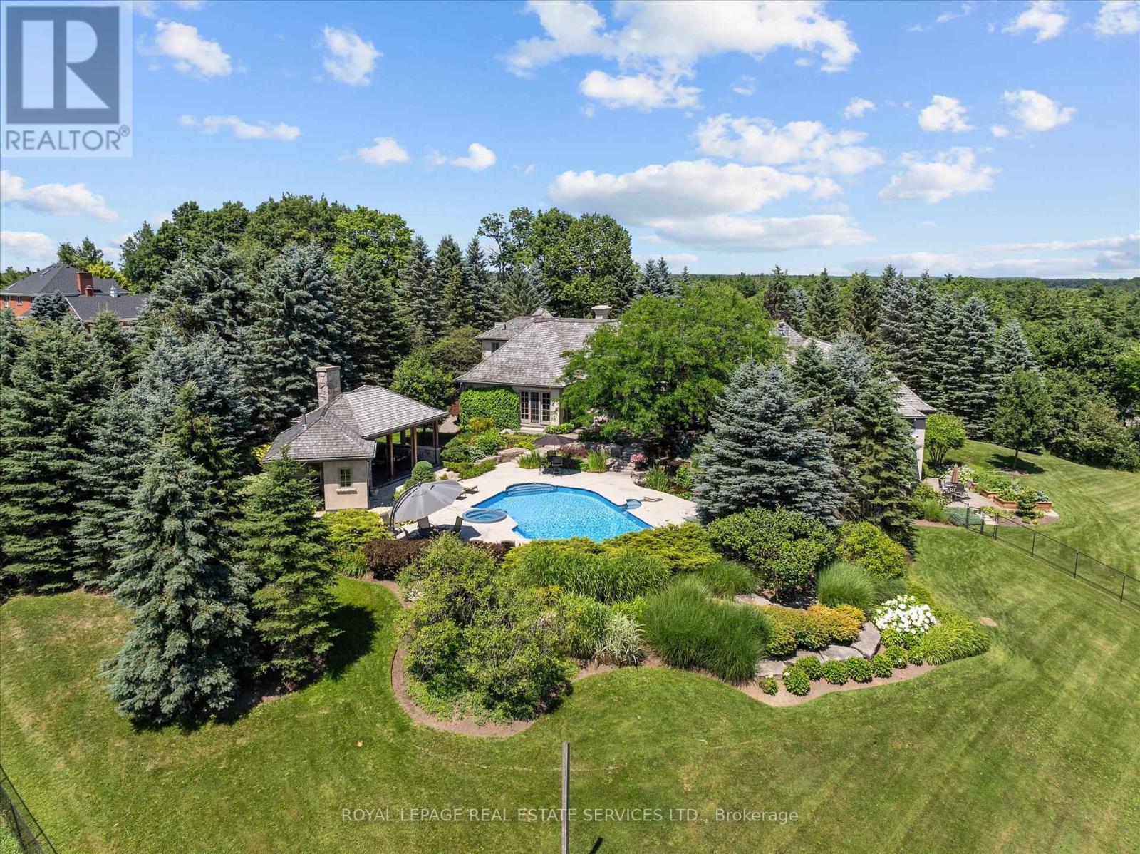 10090 Pineview Trail, Milton, Ontario  L0P 1B0 - Photo 48 - W12307618