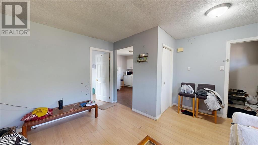 Photo 22 of 40 for 184 Simcoe Street