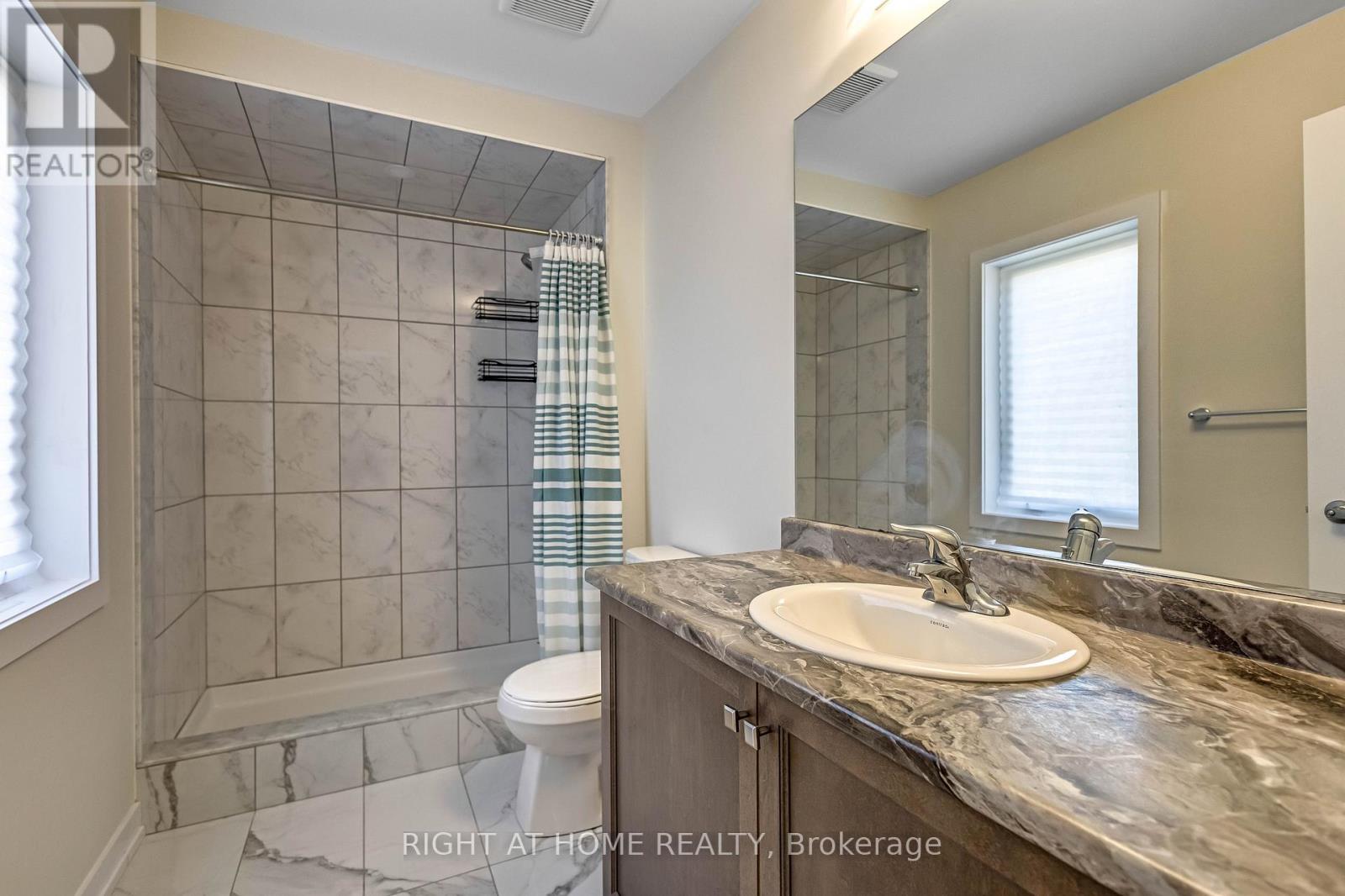 44 Santos Drive, Haldimand, Ontario  N3W 0H1 - Photo 30 - X12305981