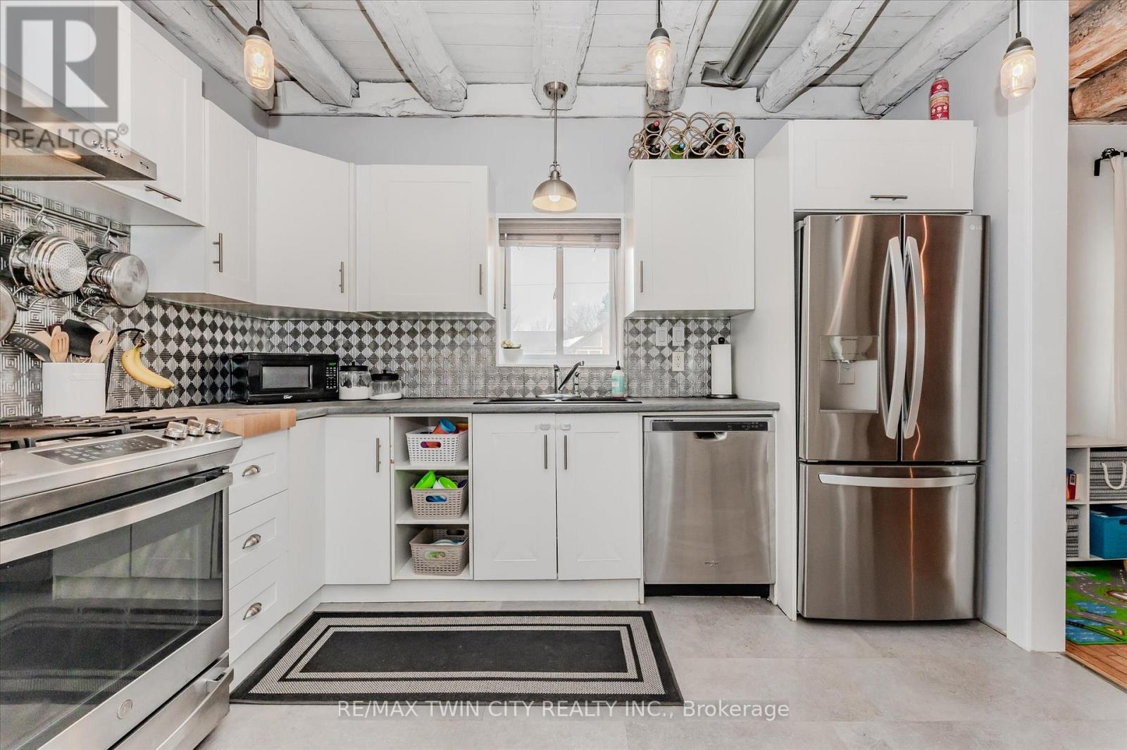 999 Northfield Drive E, Woolwich, Ontario  N0B 1N0 - Photo 11 - X12307692