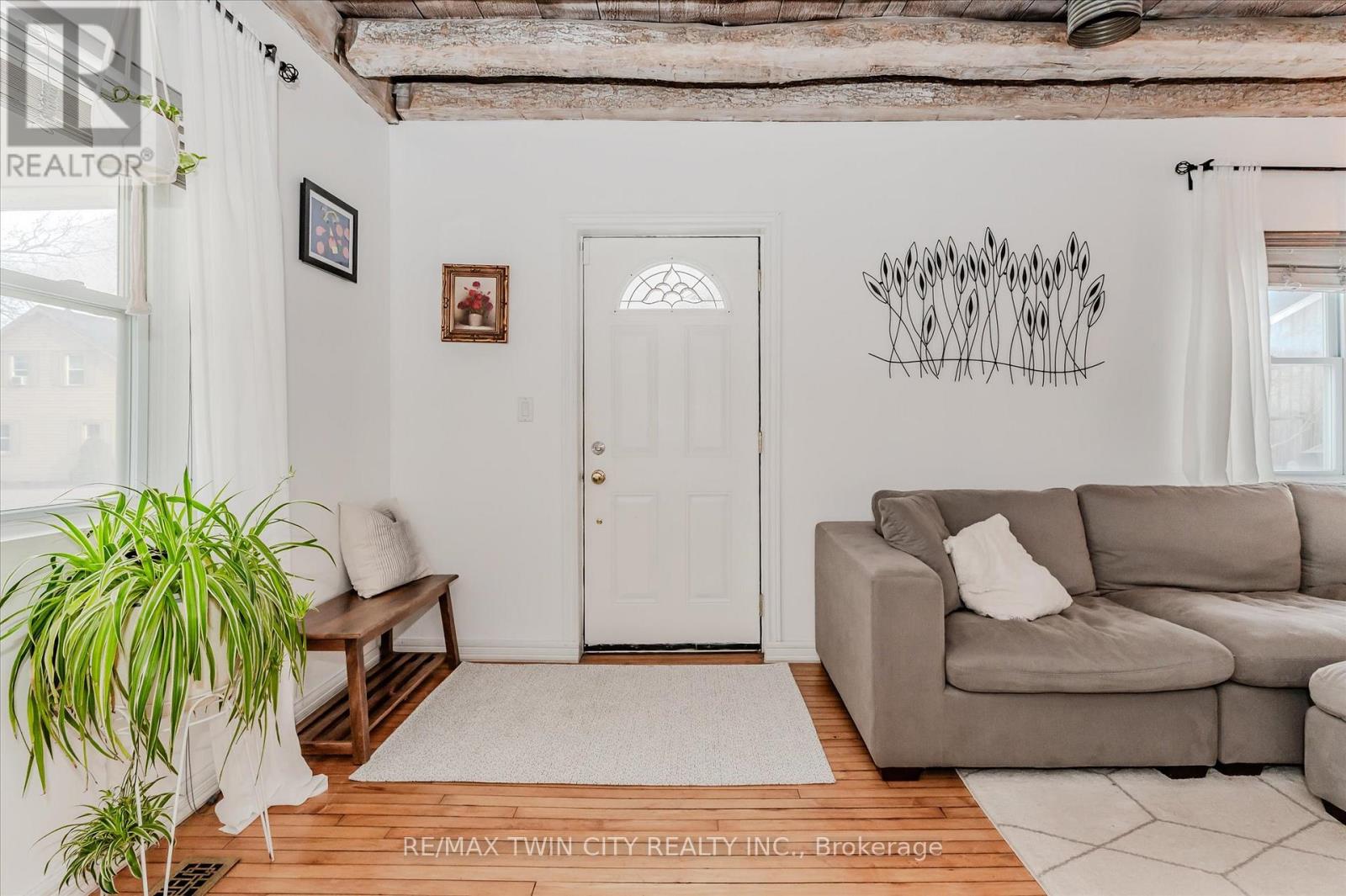 999 Northfield Drive E, Woolwich, Ontario  N0B 1N0 - Photo 6 - X12307692