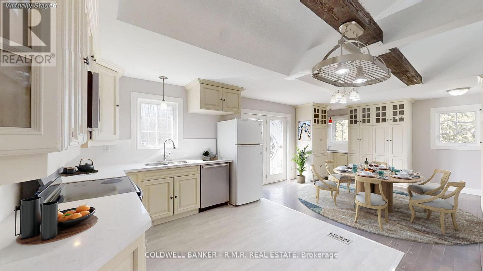 44 Nicholson Drive, Uxbridge, Ontario  L9P 1R2 - Photo 4 - N12273916