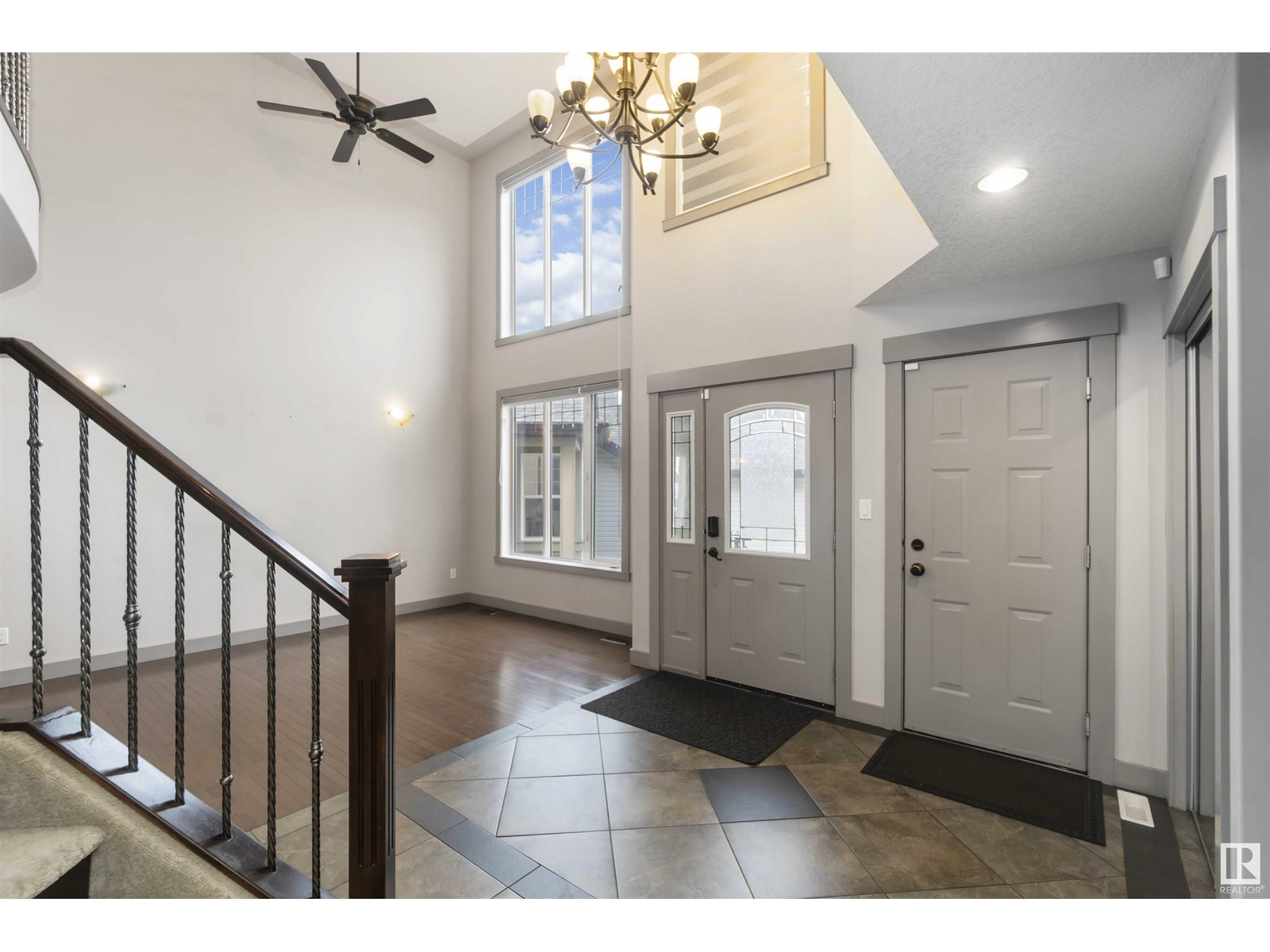 Property at 2435 Hagen Way NW NW image 3