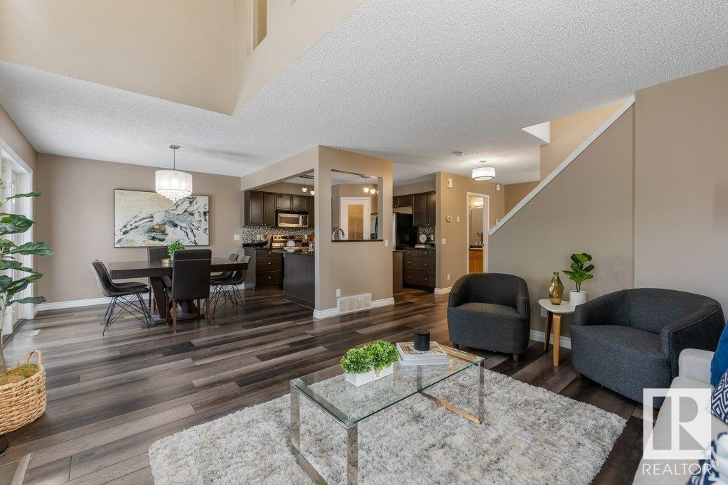 Property at 26 NADINE WY image 4