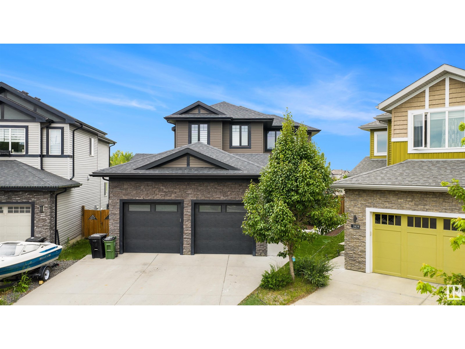 Property at 3626 CLAXTON PL SW image 2