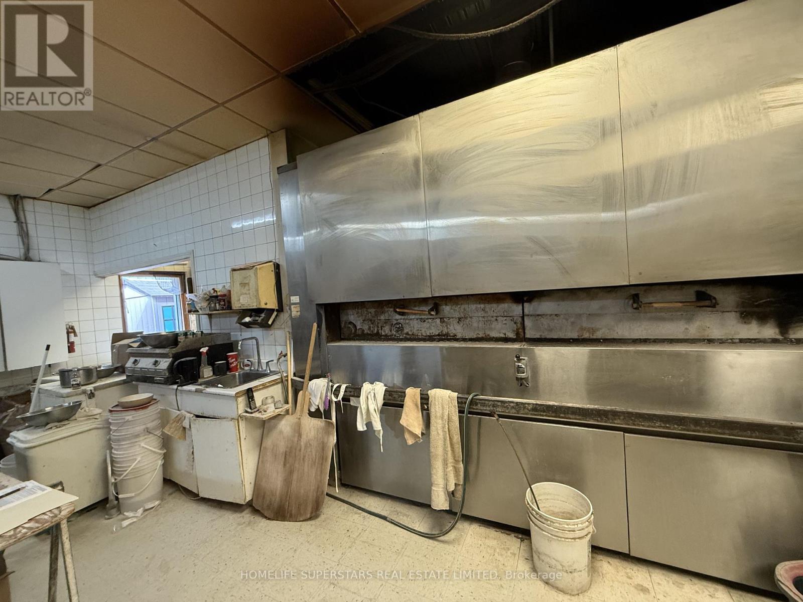 8 - 5 Mcmurchy Avenue N, Brampton, Ontario  L6Y 1Y1 - Photo 20 - W12246172