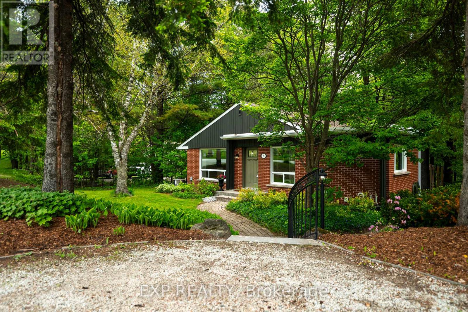 Property at 21 VETERANS WAY image 5