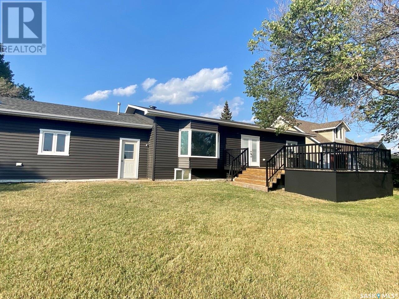 837 Prospect Avenue, Oxbow, Saskatchewan  S0C 2B0 - Photo 36 - SK013776