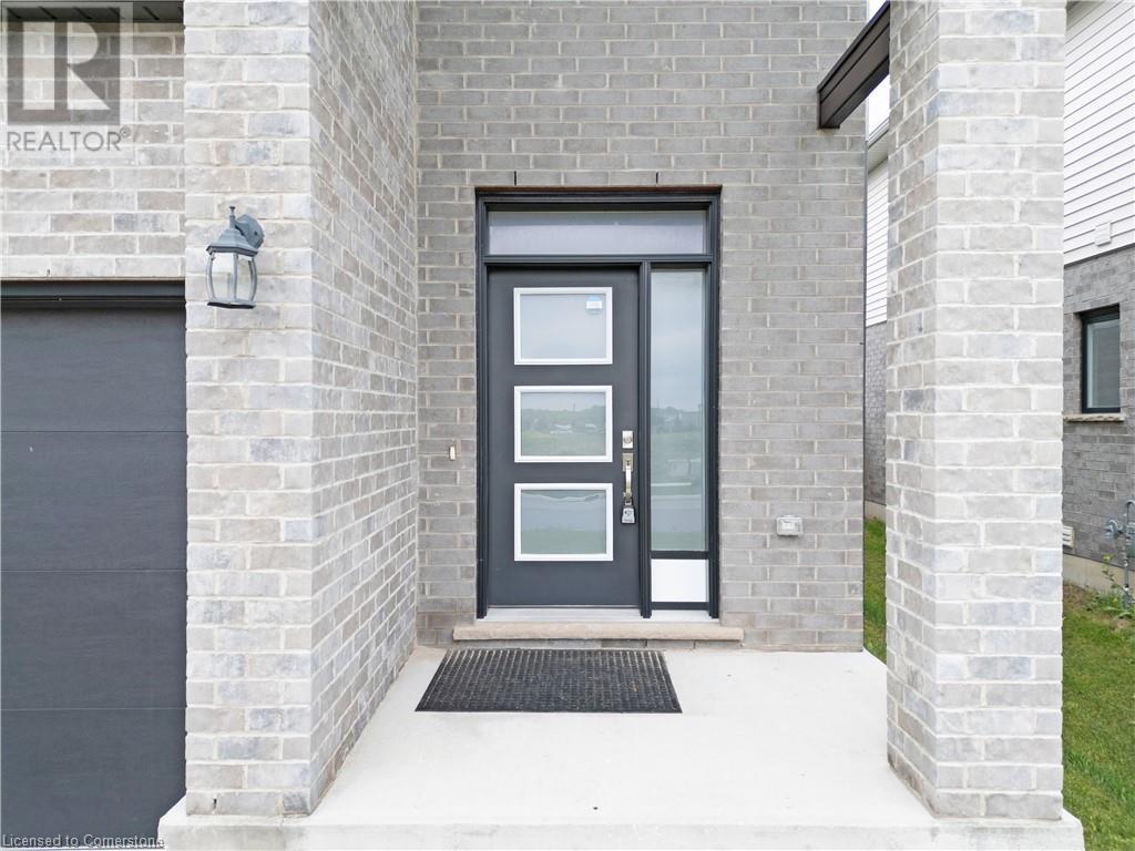 Photo 2 of 41 for 1554 Henrica Avenue