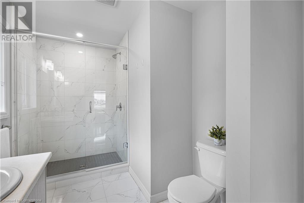 Photo 21 of 41 for 1554 Henrica Avenue