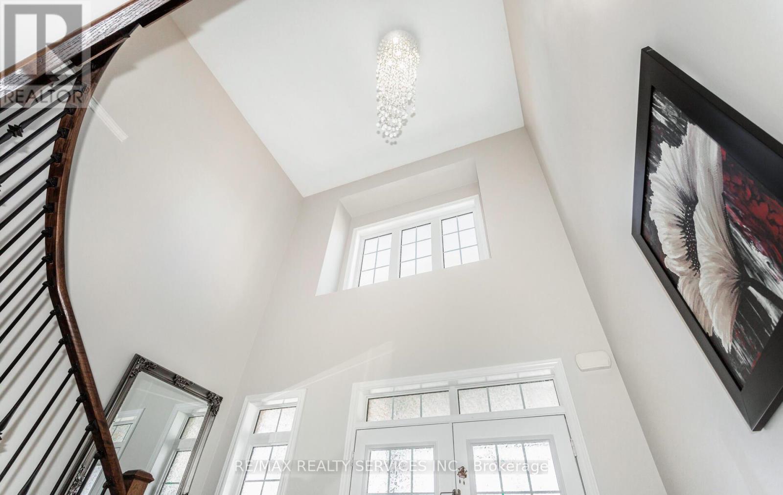 Property at 153 ALGOMA DRIVE image 4