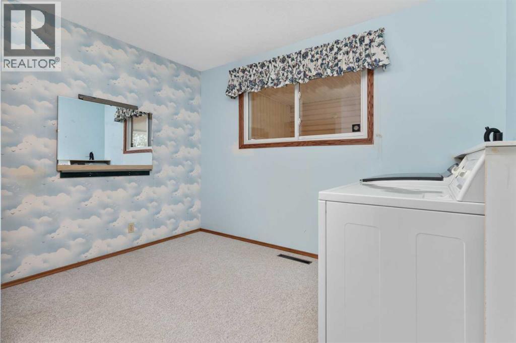 6508 45 Avenue, Camrose, Alberta  T4V 0C5 - Photo 15 - A2241644