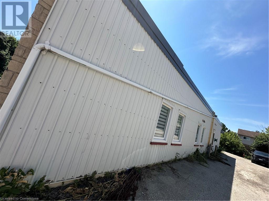 377 Huron Street, Stratford, Ontario  N5A 5T6 - Photo 9 - 40753849