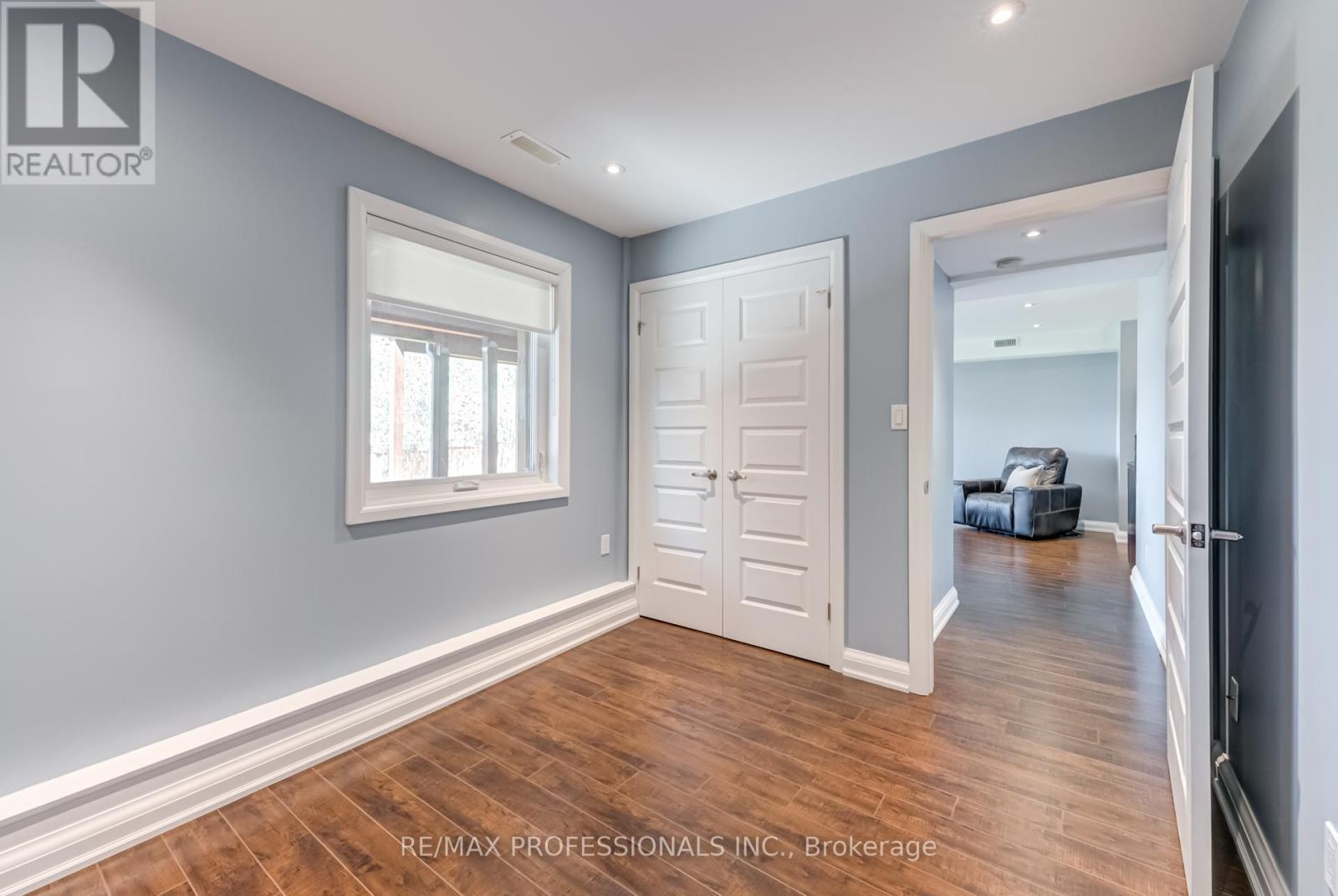 Bsmt - 372 Silverthorn Avenue, Toronto, Ontario  M6M 3G9 - Photo 5 - W12307705