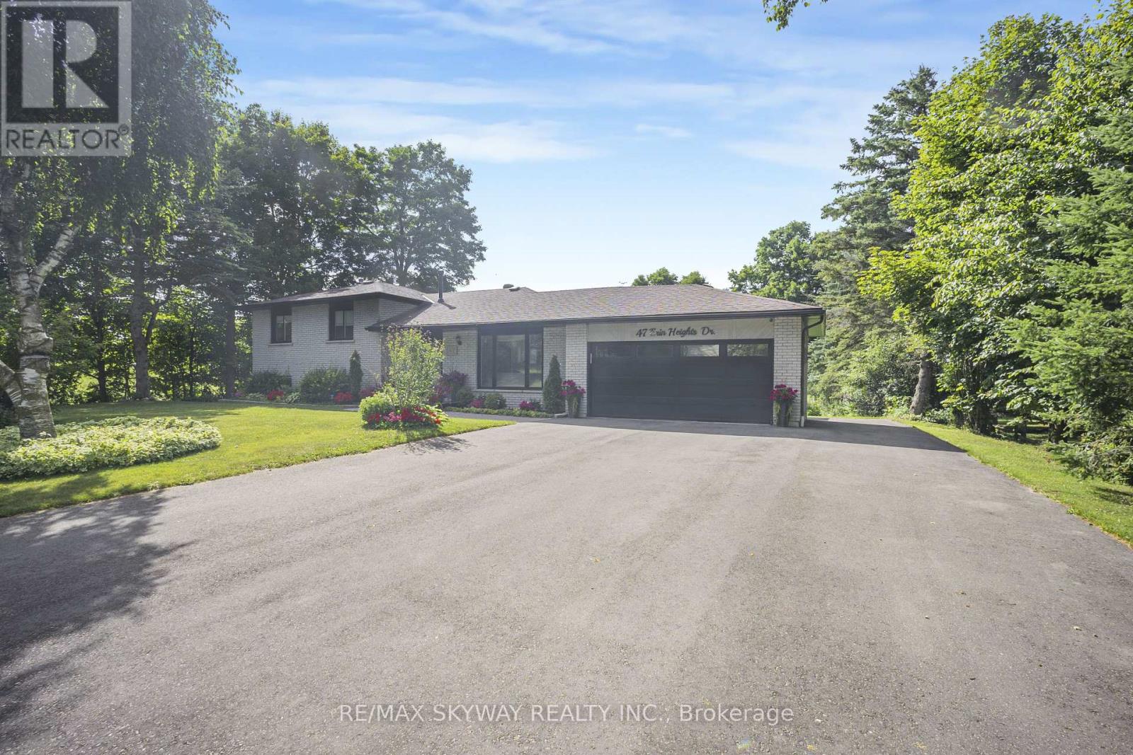 Property at 47 ERIN HEIGHTS DRIVE image 3
