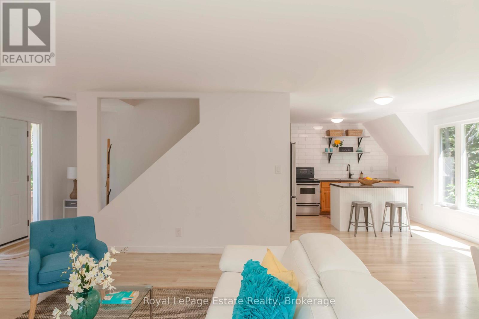 431 Dufferin Avenue N, South Bruce Peninsula, Ontario  N0H 2G0 - Photo 21 - X12307869