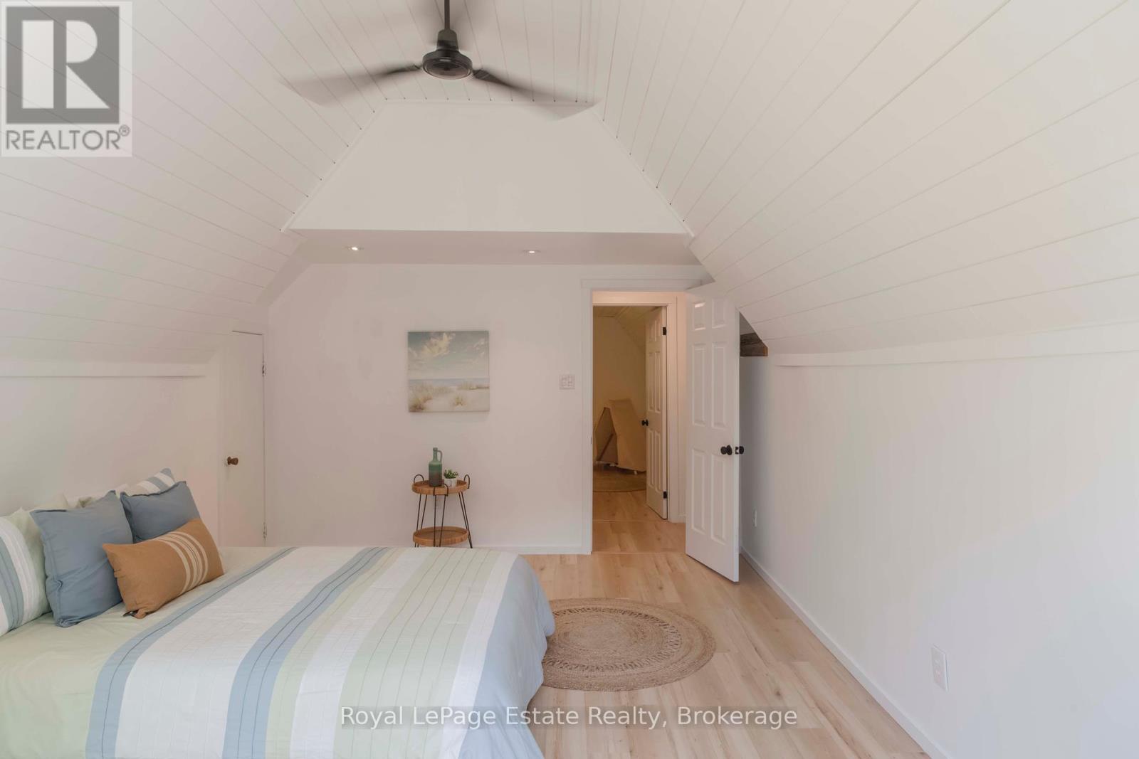 431 Dufferin Avenue N, South Bruce Peninsula, Ontario  N0H 2G0 - Photo 38 - X12307869