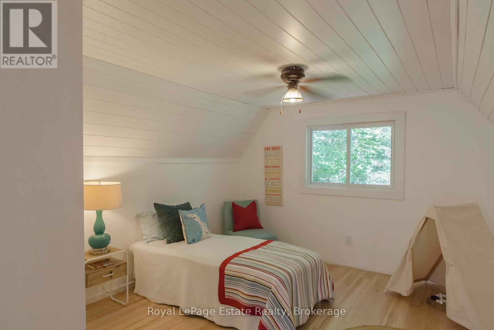 431 Dufferin Avenue N, South Bruce Peninsula, Ontario  N0H 2G0 - Photo 40 - X12307869