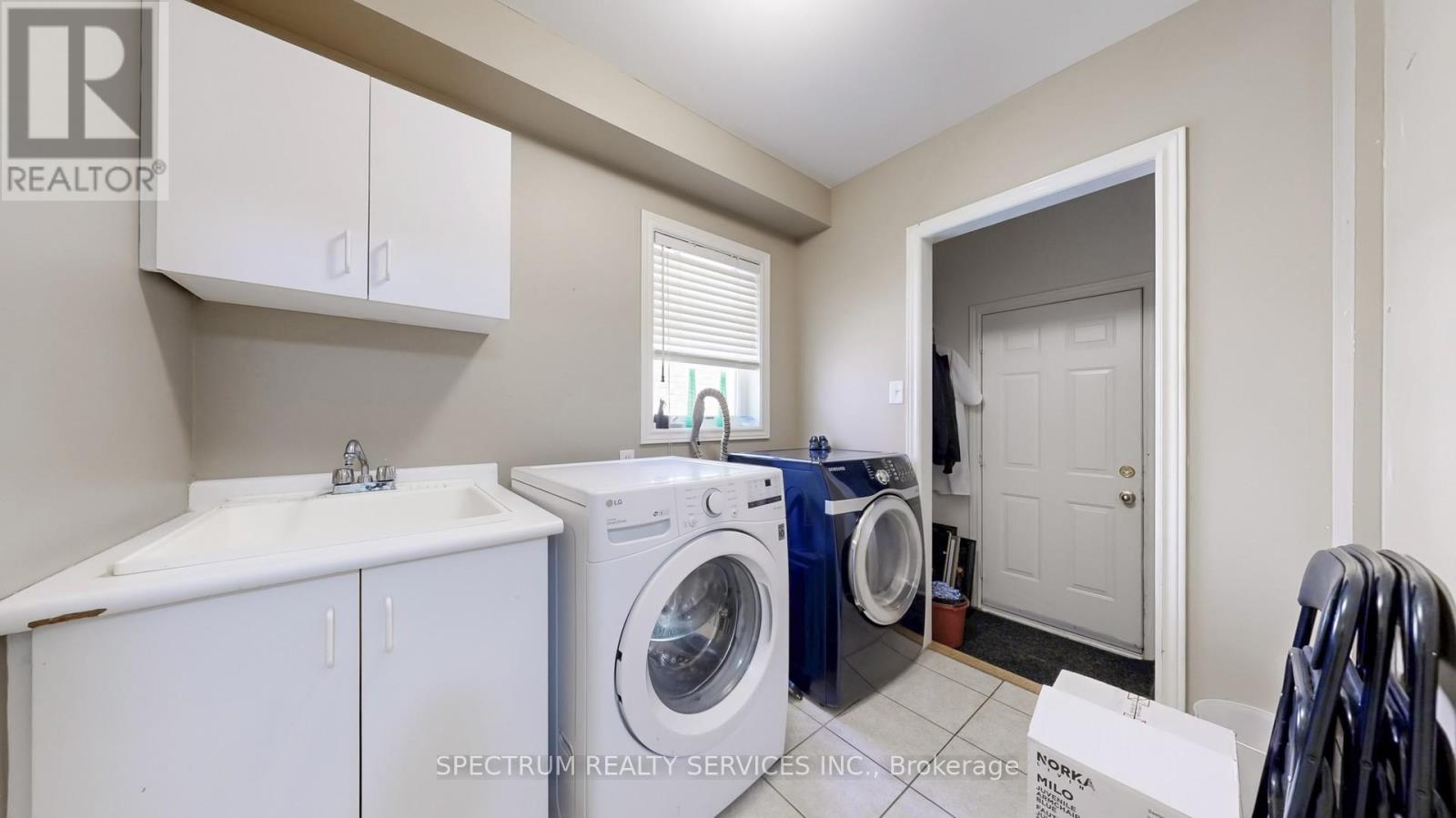 24 Cachet Hill Crescent, Vaughan, Ontario  L4H 1S6 - Photo 20 - N12307819