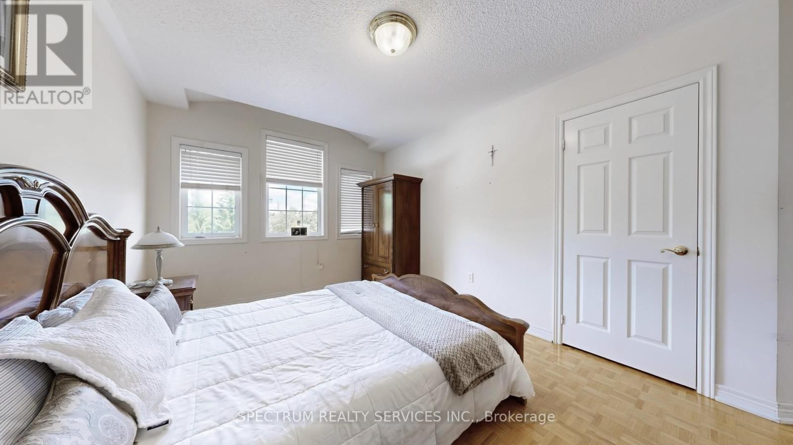 24 Cachet Hill Crescent, Vaughan, Ontario  L4H 1S6 - Photo 36 - N12307819