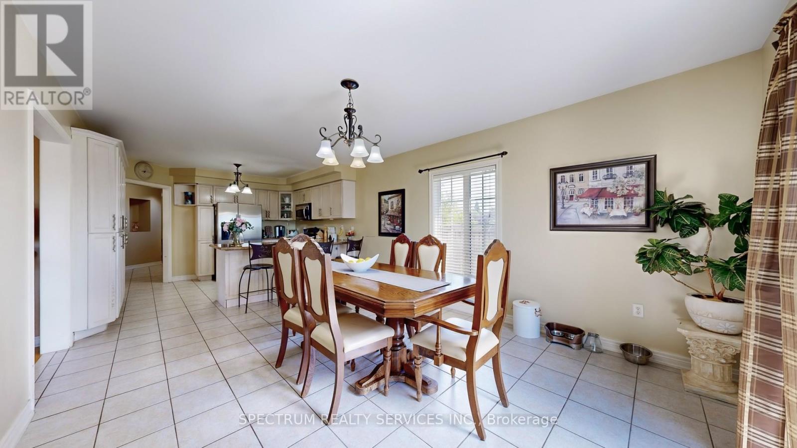24 Cachet Hill Crescent, Vaughan, Ontario  L4H 1S6 - Photo 8 - N12307819