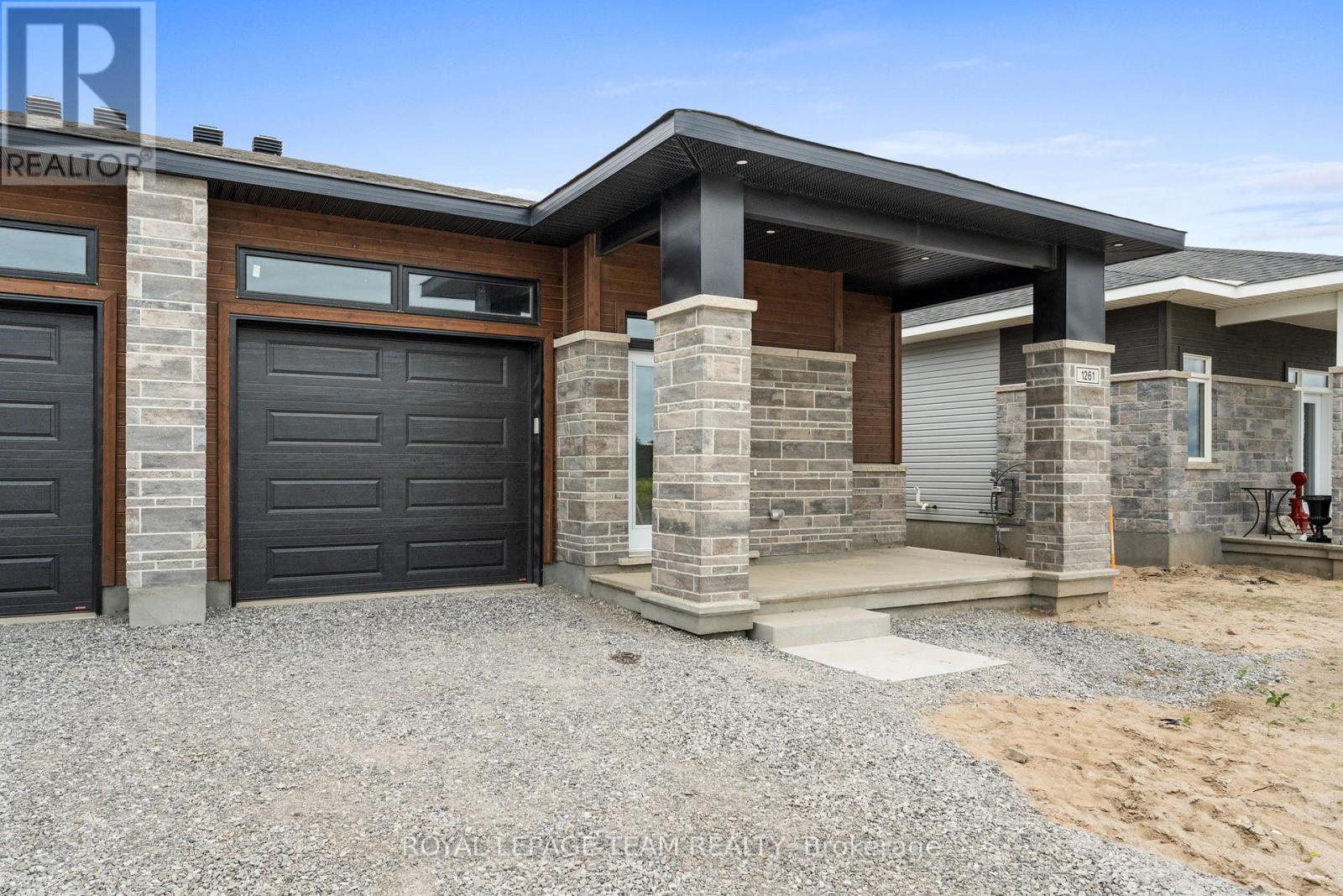 Property at 1053 MOORE STREET image 2