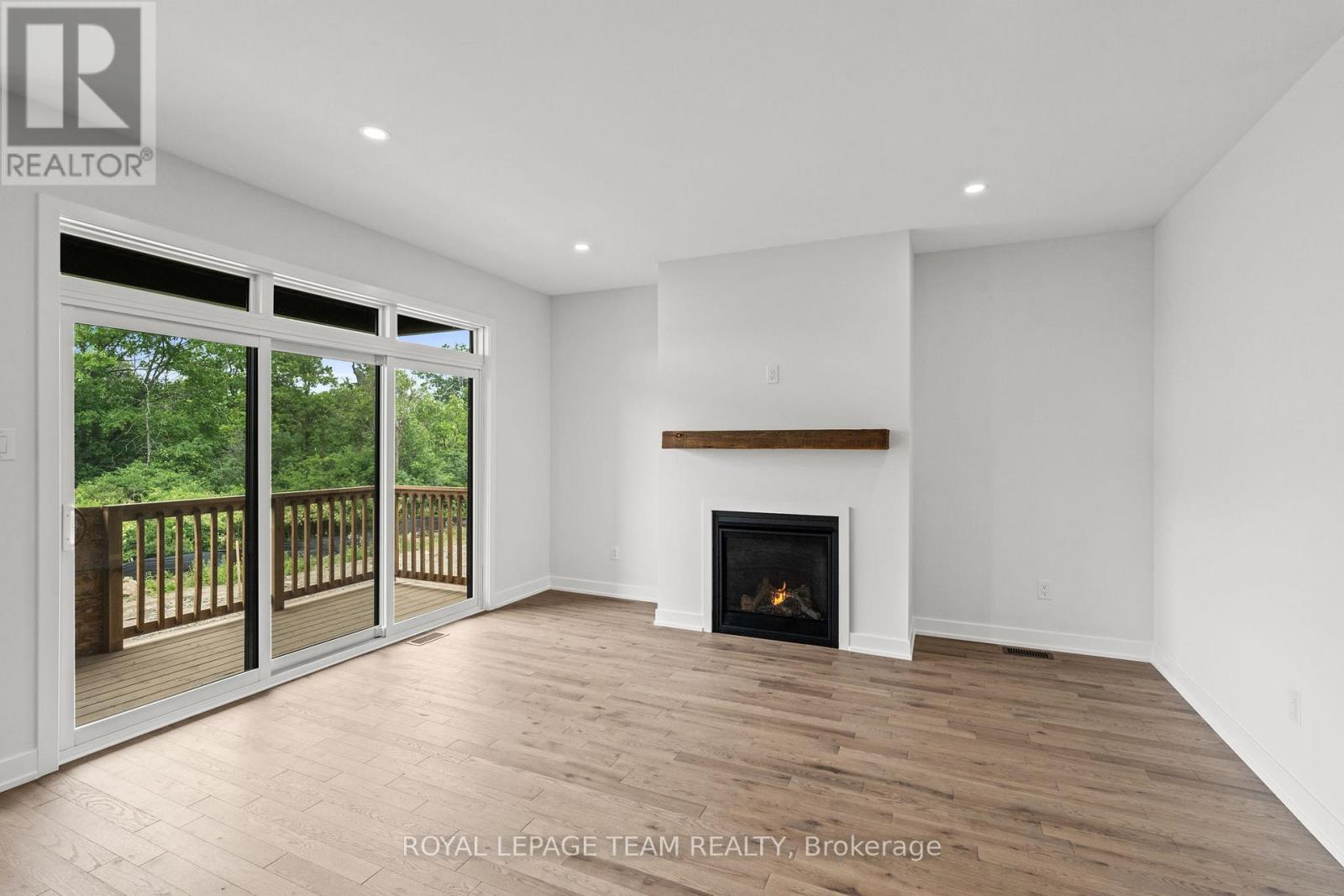 1053 Moore Street, Brockville, Ontario  K6V 7N1 - Photo 20 - X12307978