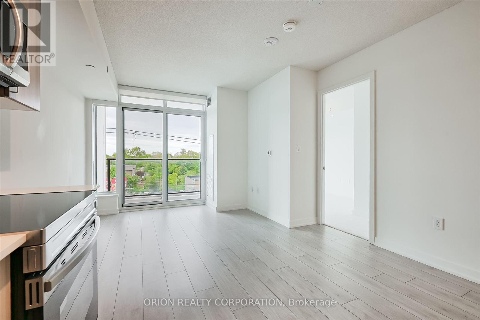 517 - 556 Marlee Avenue, Toronto, Ontario  M6B 0B1 - Photo 10 - W12307792