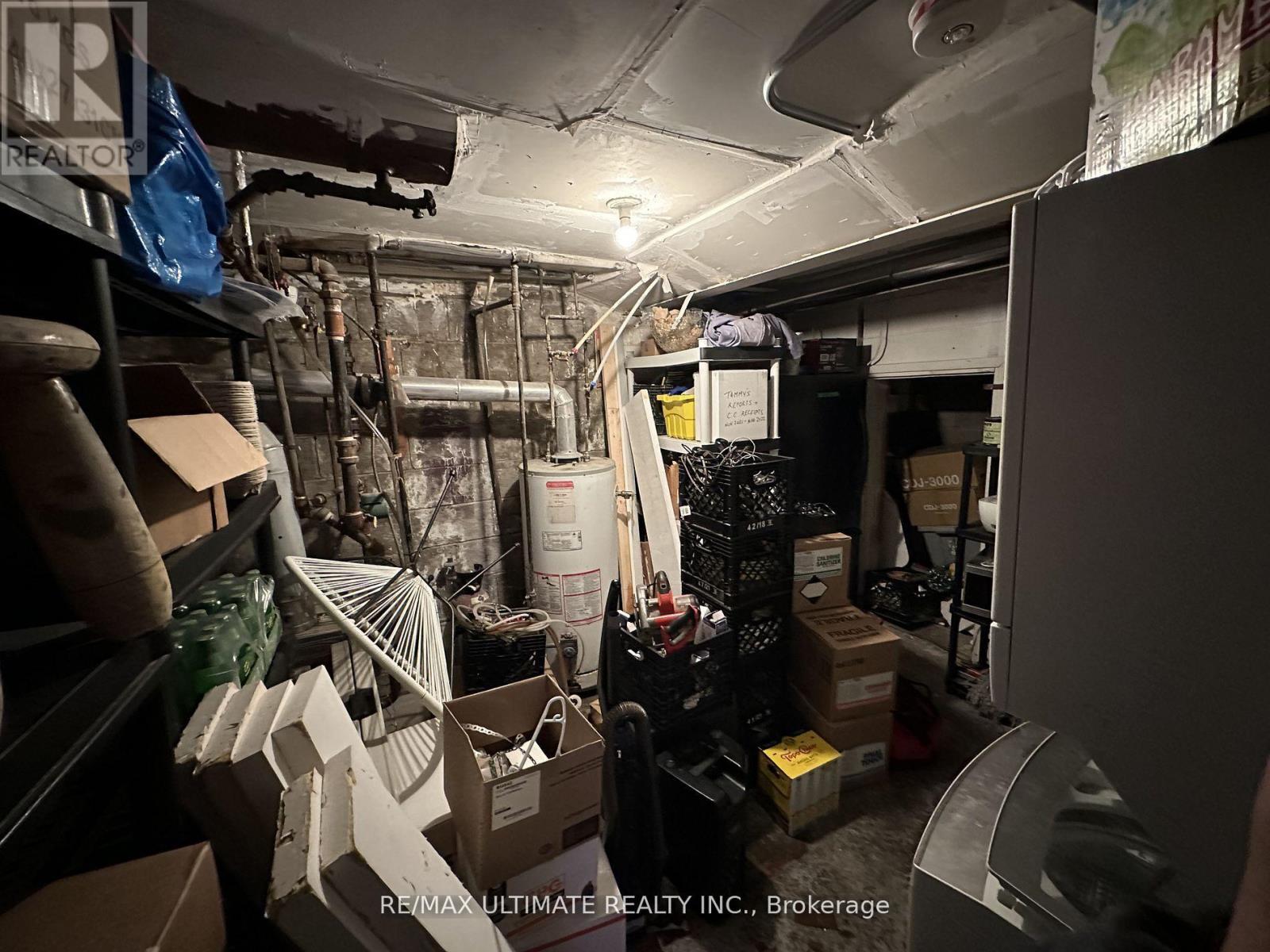 1662 Queen Street W, Toronto, Ontario  M6R 1B2 - Photo 11 - W12307890