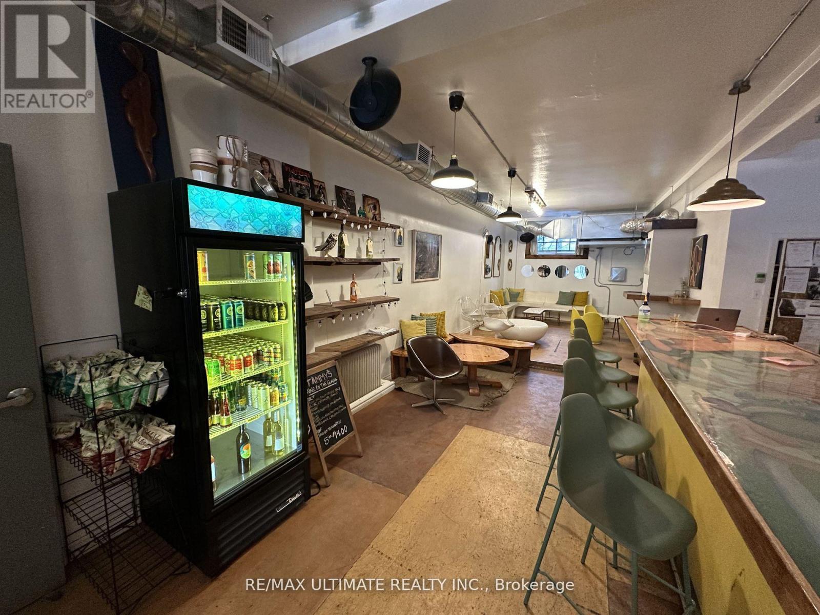Property at 1662 QUEEN STREET W image 5