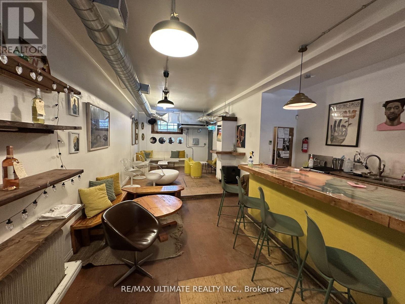 1662 Queen Street W, Toronto, Ontario  M6R 1B2 - Photo 6 - W12307890