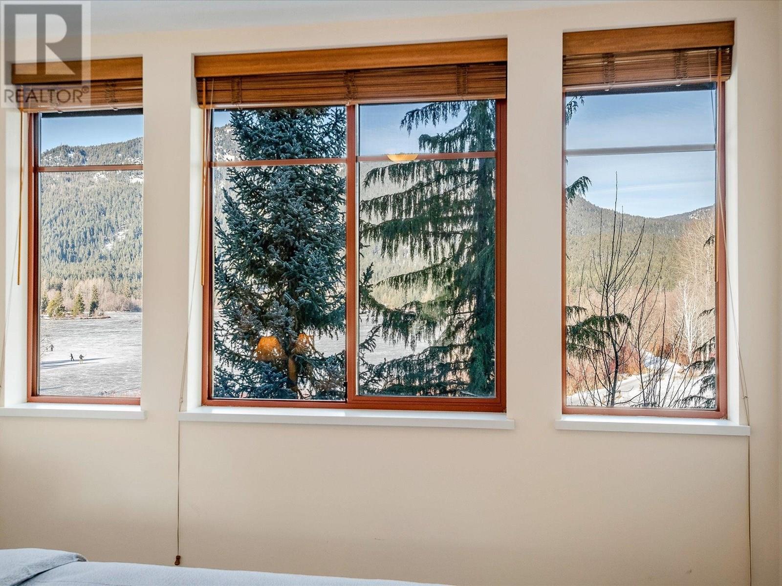 207 8080 Nicklaus North Boulevard, Whistler, British Columbia  V8E 1J7 - Photo 13 - R3030781