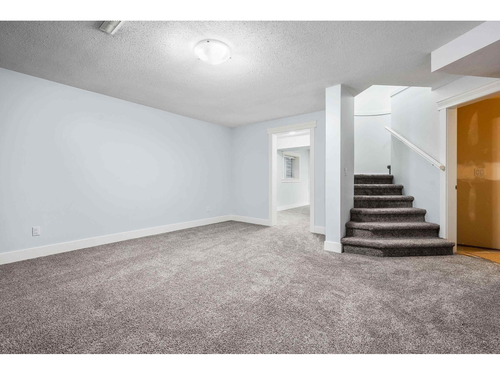 32744 Hood Avenue, Mission, British Columbia  V2V 7R9 - Photo 29 - R3030498