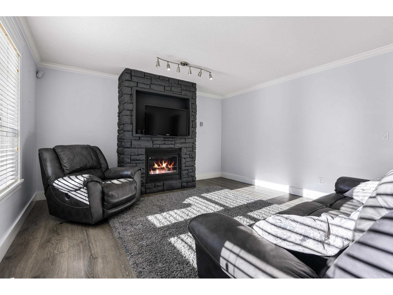 32744 Hood Avenue, Mission, British Columbia  V2V 7R9 - Photo 15 - R3030498