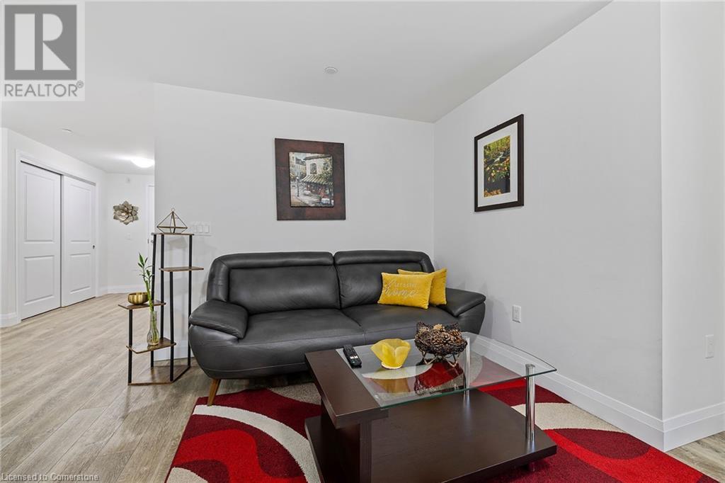 1 Redfern Avenue Unit# 228, Hamilton, Ontario  L9C 0E6 - Photo 10 - 40753857