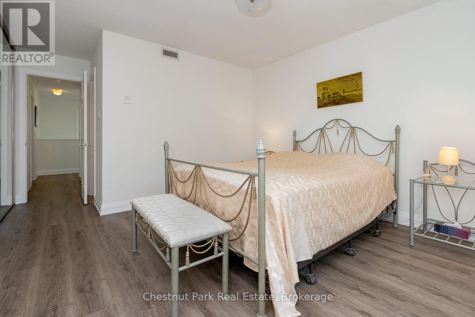 774 Johnston Park Avenue, Collingwood, Ontario  L9Y 5C7 - Photo 18 - S12306822