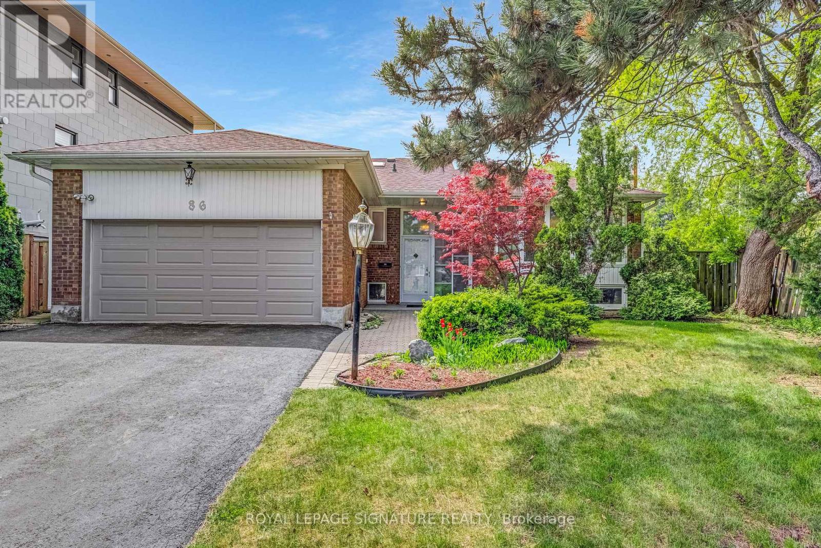 Property at 86 HEATHVIEW AVENUE image 1