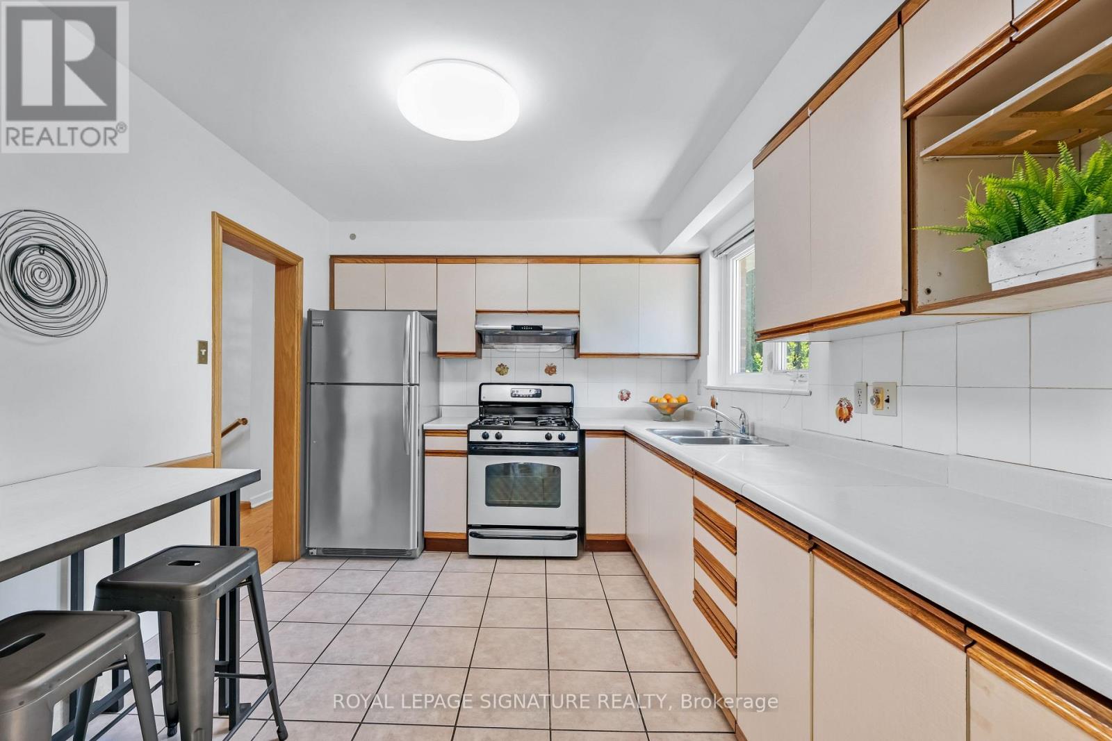 86 Heathview Avenue, Toronto, Ontario  M2K 2C5 - Photo 11 - C12307937