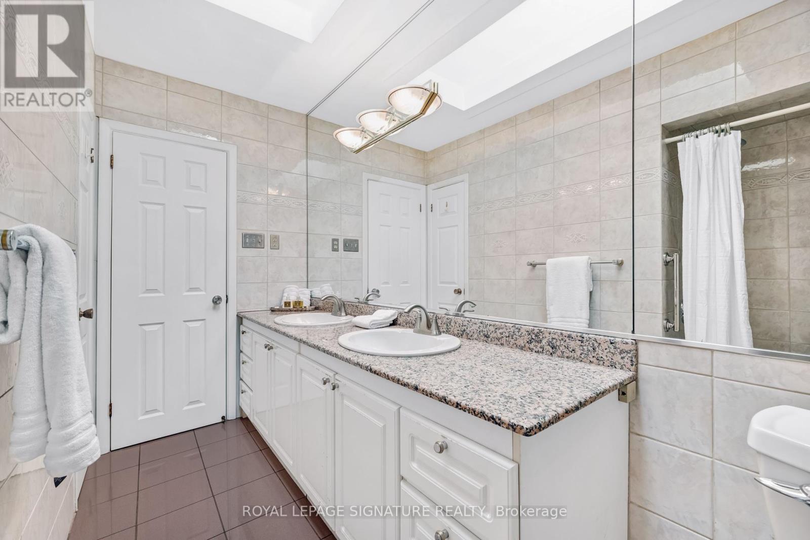 86 Heathview Avenue, Toronto, Ontario  M2K 2C5 - Photo 23 - C12307937