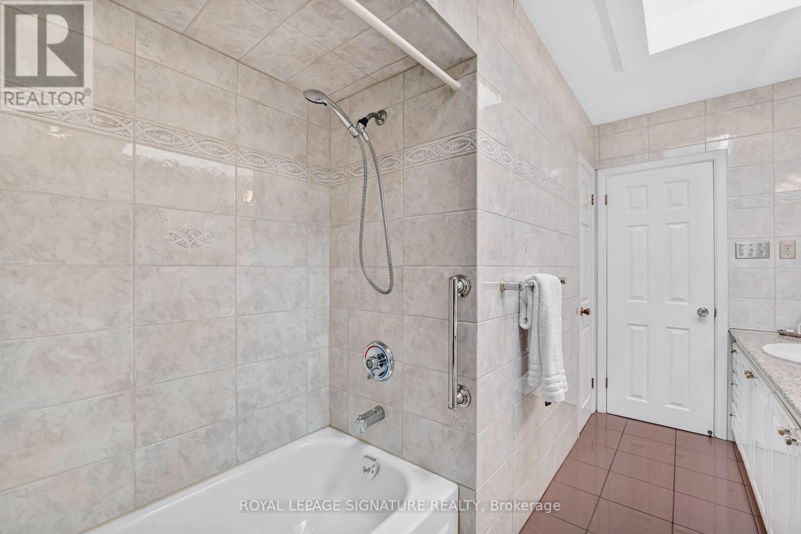 86 Heathview Avenue, Toronto, Ontario  M2K 2C5 - Photo 24 - C12307937