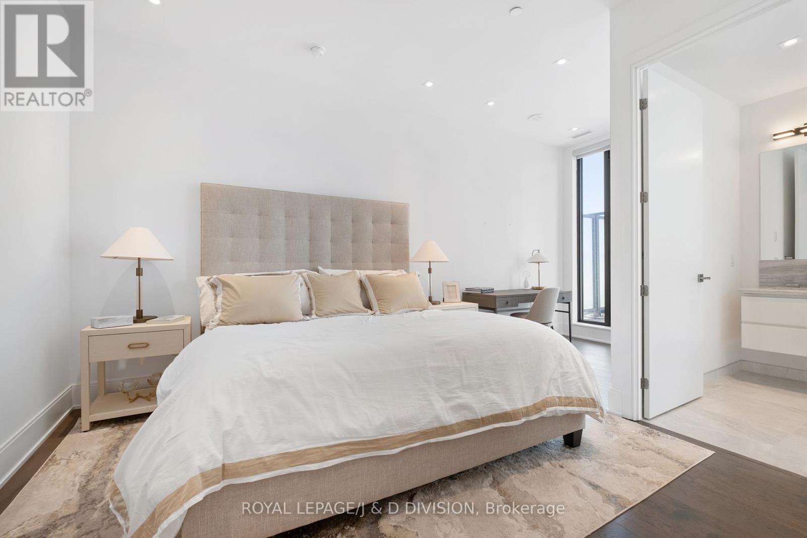 Ph 02 (5502) - 50 Charles Street E, Toronto, Ontario  M4Y 0C3 - Photo 16 - C12307986