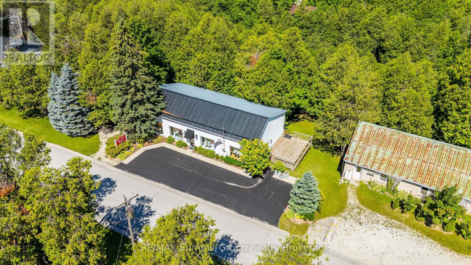 115 Wellington Street, Grey Highlands, Ontario  N0C 1C0 - Photo 41 - X12308014