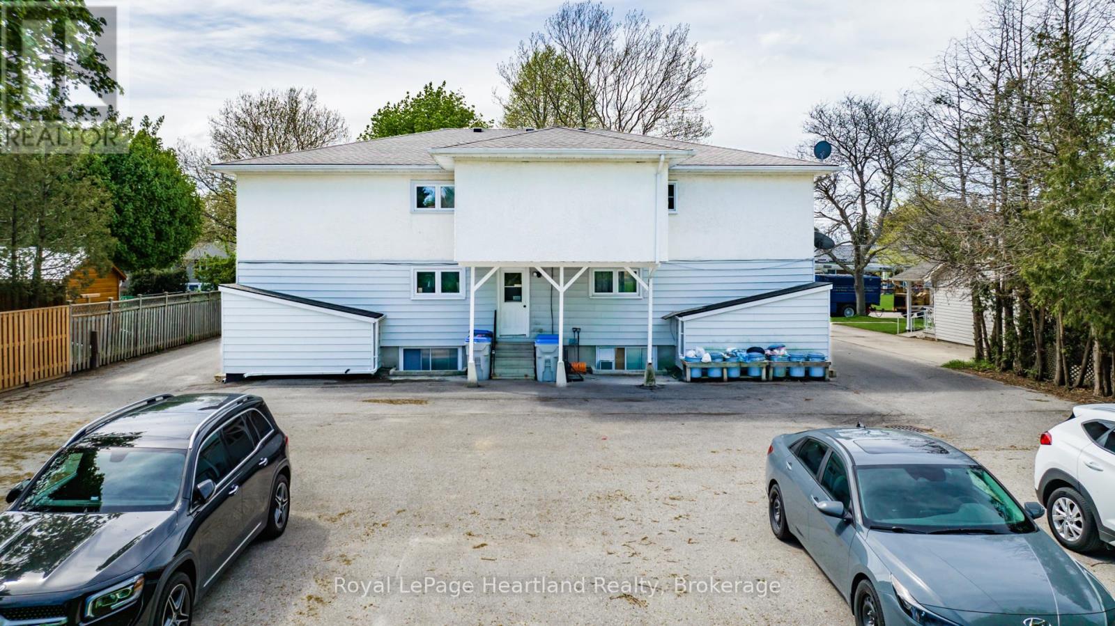 194 Bennett Street W, Goderich (Goderich (Town)), Ontario  N7A 1X8 - Photo 9 - X12308036