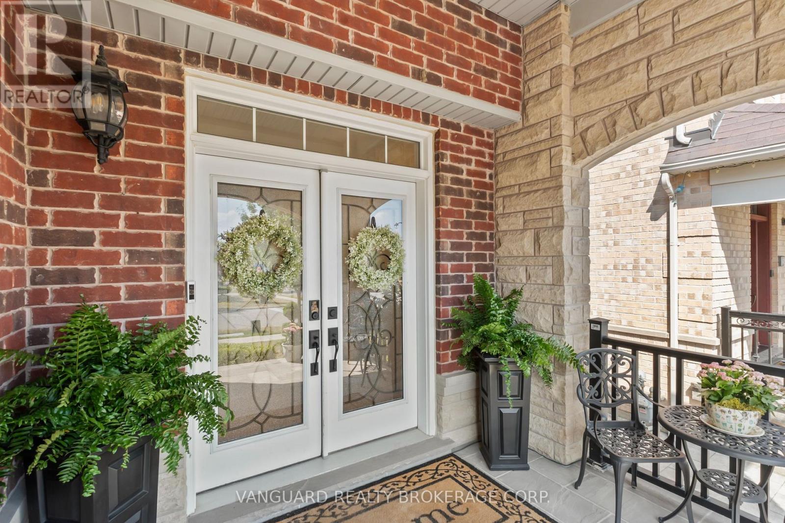 Property at 244 DOWNY EMERALD DRIVE image 3