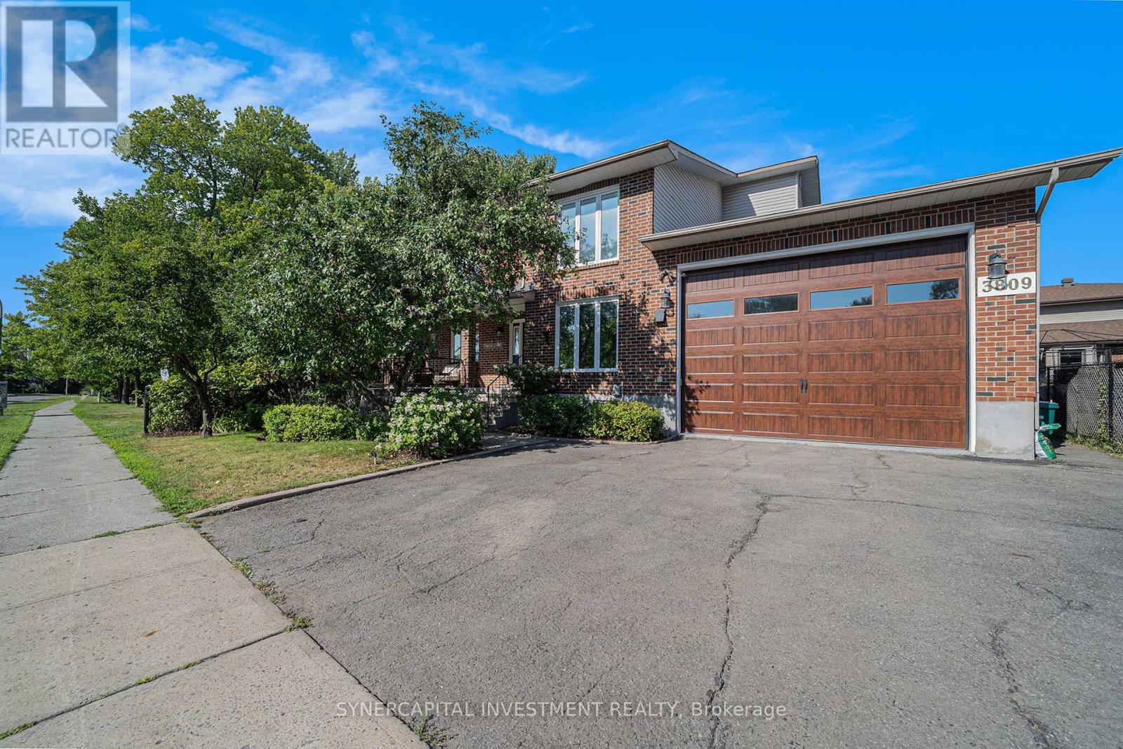 3809 ALDERWOOD STREET, Ottawa, Ontario