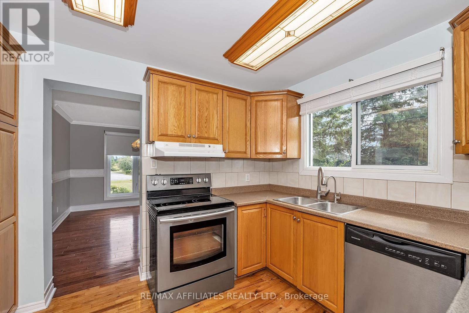 101 Carterfarm Crescent, Ottawa, Ontario  K0A 1L0 - Photo 14 - X12308110
