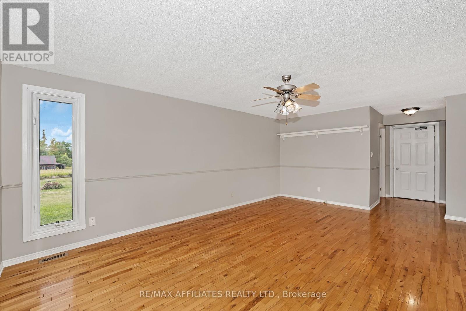 101 Carterfarm Crescent, Ottawa, Ontario  K0A 1L0 - Photo 19 - X12308110