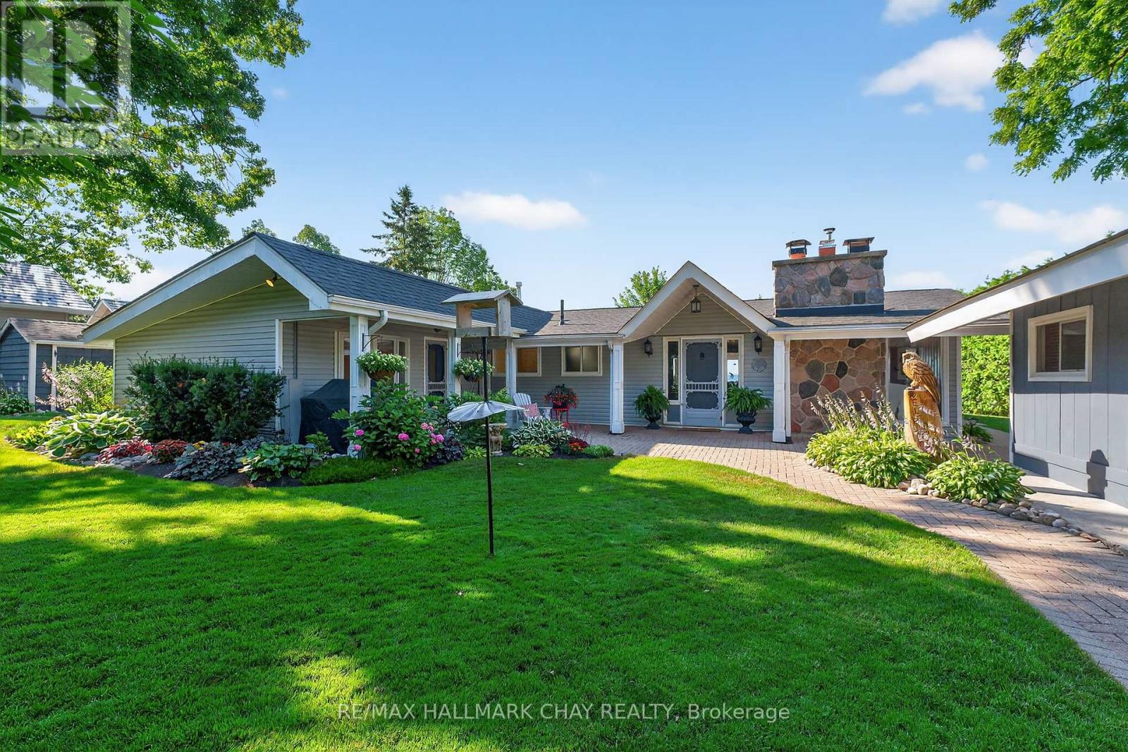 7 Lakeshore Road E, Oro-Medonte, Ontario  L0L 2E0 - Photo 13 - S12307983
